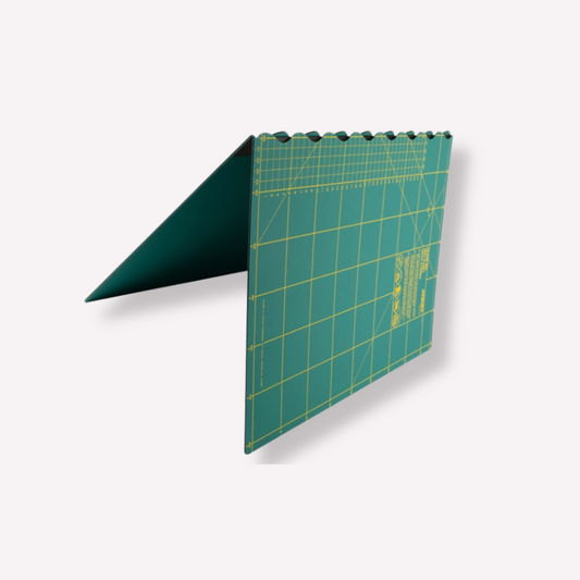 Plaque de coupe pliable